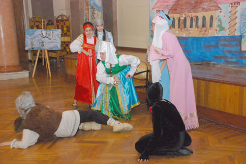 “Günay” Uşaq Teatrının ifasında “Balıqçı və balıq haqqında nağıl”  tamaşası