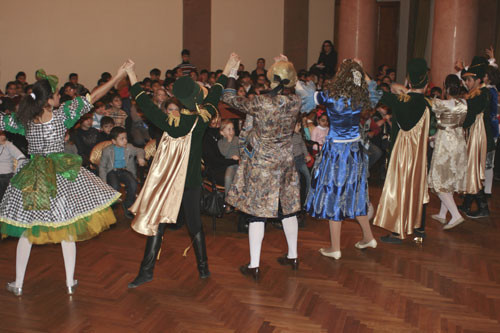 Performance of "Nutcracker"  by the "Gunay" Children