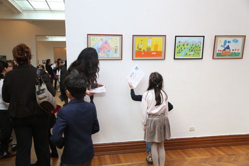 Concert and exhibition dedicated to Sara Manafova by pupils of the N.Tusi High School
