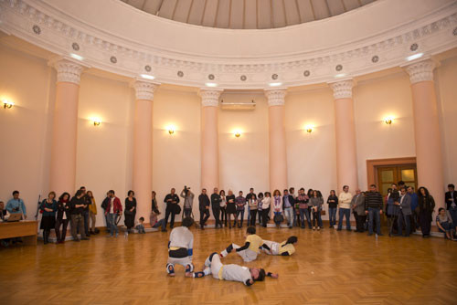 Art - Performance by the French choreographic art group les gens d’ Uterpan