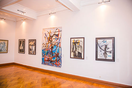 Выставка 5 художников: Малика  Исмаилзаде, Намика Исмаилзаде, Арзу Рзаева, Назим Шаха и Анара Гямбярли «Пять комнат»