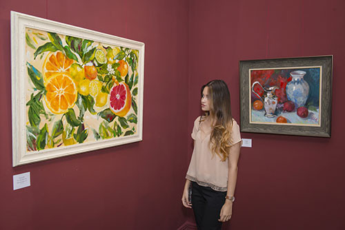“Навстречу солнцу” Первая персональная выставка молодой художницы Фидан Алиевой