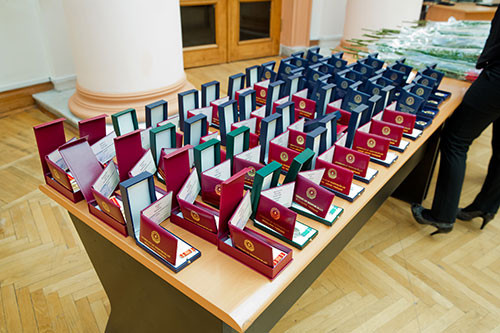 Awarding of cultural  and art workers by honorary titles