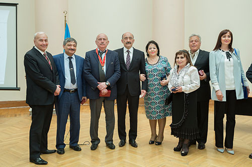 Awarding  of cultural and art  workers by honorary titles
