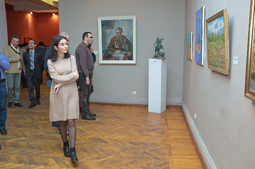 Выставка гянджинских художников «Хазина»