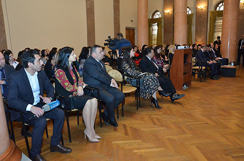 Презентация тюркских музыкальных инструментов  подаренных  Азербайджанскому Государственному Музею Музыкальной Культуры