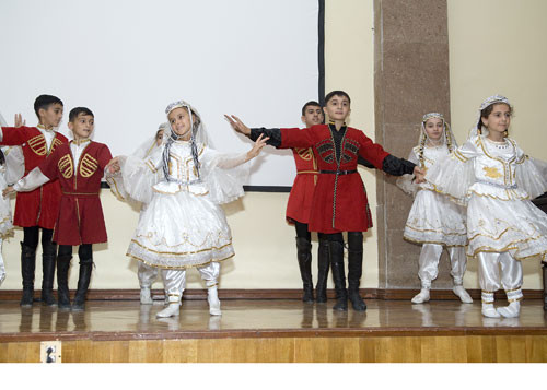 Презентация сборника азерб. детских анимационных фильмов  «Расскажи мне сказку»