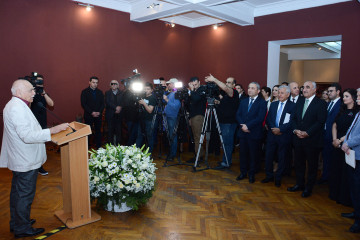 Персональная выставка художницы Айнуры Рзаевой «Сокровищница» («Хазина»), посвященная «Году города Шуша»