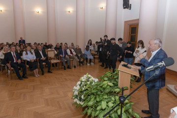 Персональная выставка Заслуженного художника Азербайджана Ульвии Гамзаевой «По стопам предков»