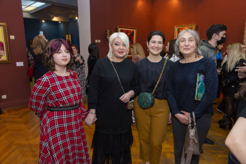 Персональная выставка Афсаны Хабиб «Favolе»
