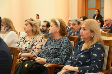 “Qərbi Azərbaycanın tarixi abidələri və mədəni irsi” mövzusunda sərgi və fotoalbomun təqdimatı