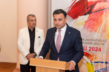 SAKÜDERin  20-ci ilində. Azərbaycan və Türkiyə arasında qardaşlıq münasibətlərinə həsr olunmuş «Anadoludan Əsintilər» adlı Azərbaycan-Türkiyə təsviri incəsənət sərgisi.