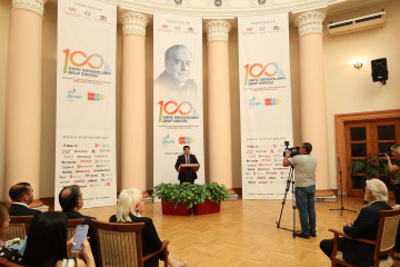 "100 Years"  Group Exhibition of Young Artists