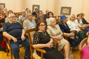 Presentation of the national "Dede Gorgud" prize to the artist Margarita Kerimova-Sokolova