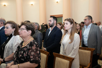 Персональная выставка художника Эльданиза Бабаева «Весть о Победе»