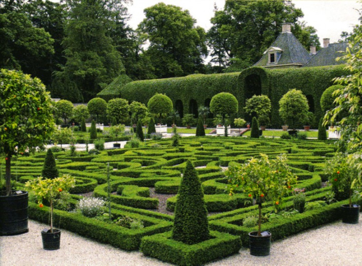 Regular garden